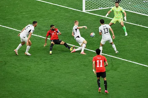 دقيقة بدقيقة.. نيوزيلندا 1-0 مصر في كأس العالم.. فرصة ضائعة (صور)